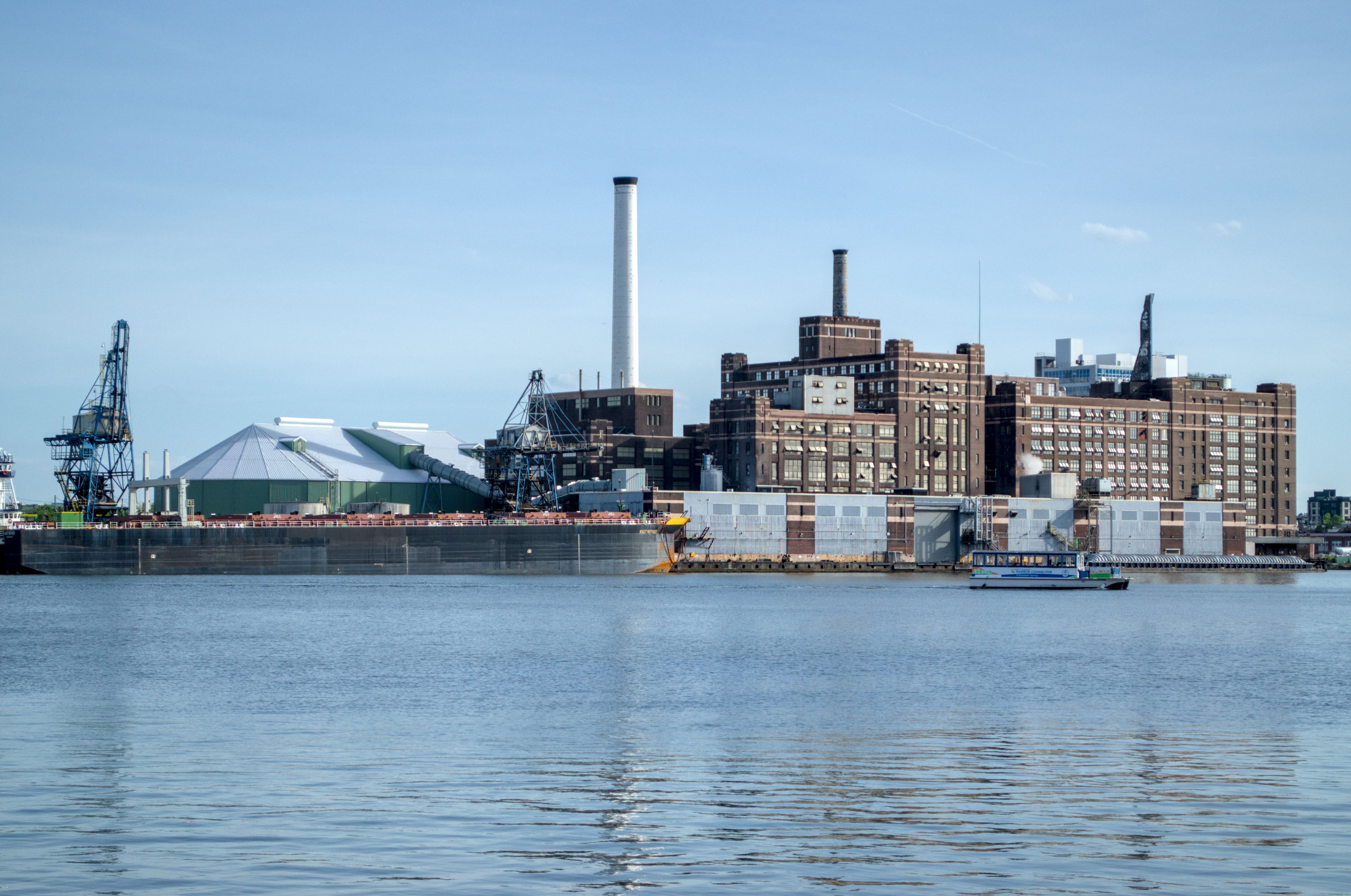 Historic Waterfront Factory in Baltimore · Free Stock Photo