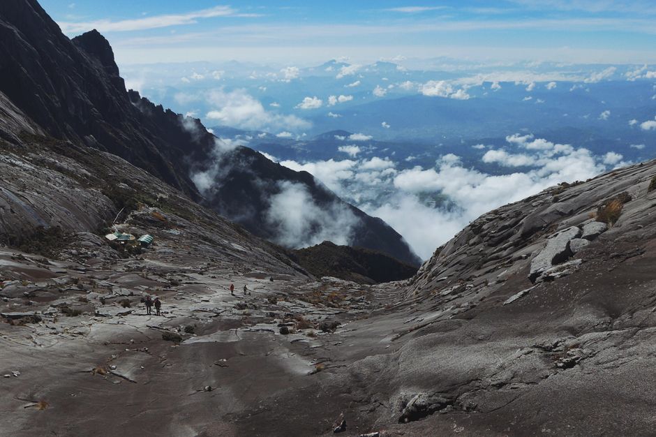 11. Sensasi Trekking di Gunung Kinabalu, Sabah 11. Sensasi Trekking di Gunung Kinabalu, Sabah
