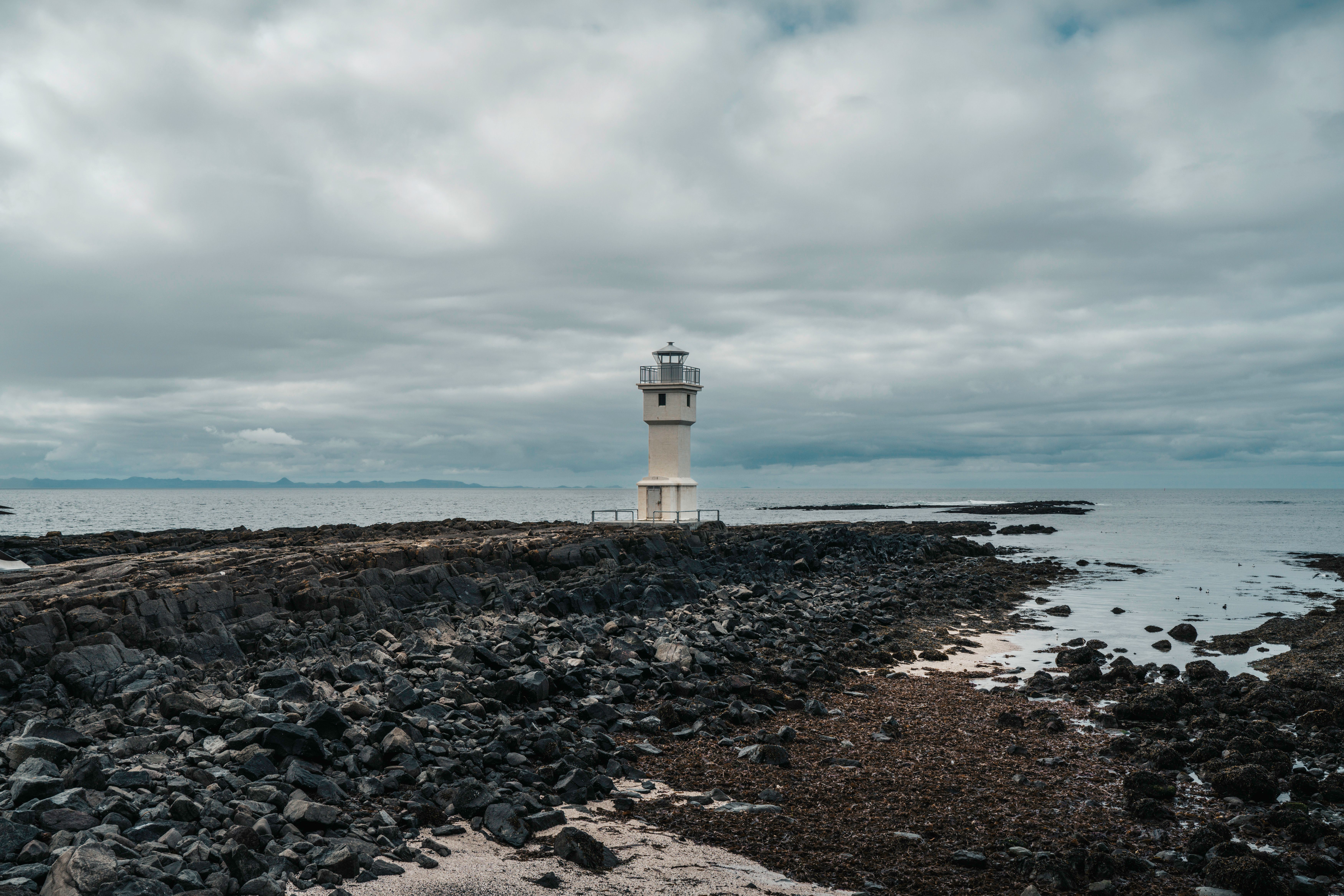 lighthouse beacon coastline