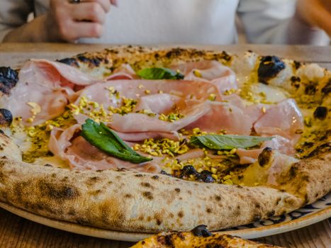 Pizza crawl in centro storico — Naples
