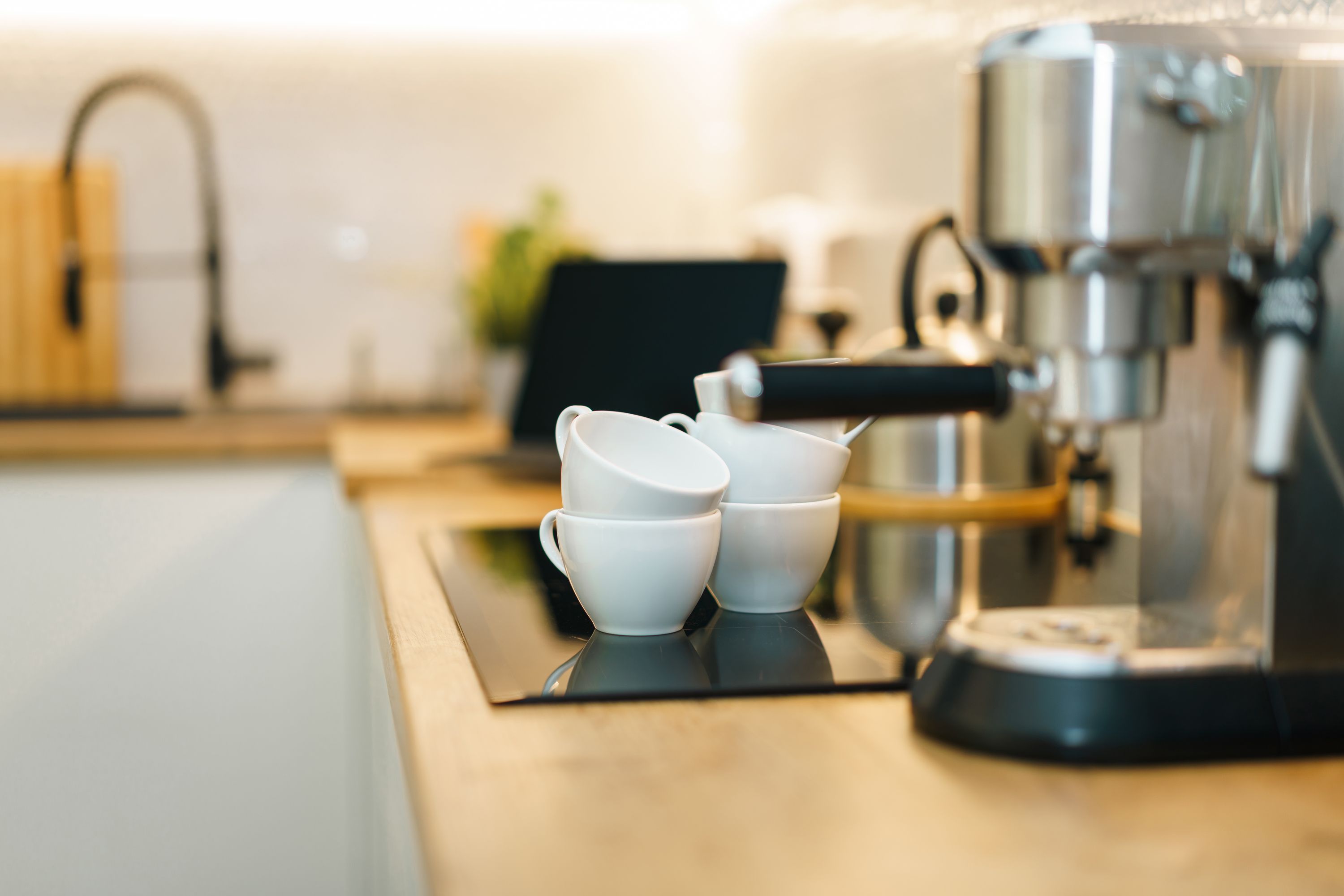 Best Espresso Machines in the UK for 2026 (Manual & Semi-Automatic)