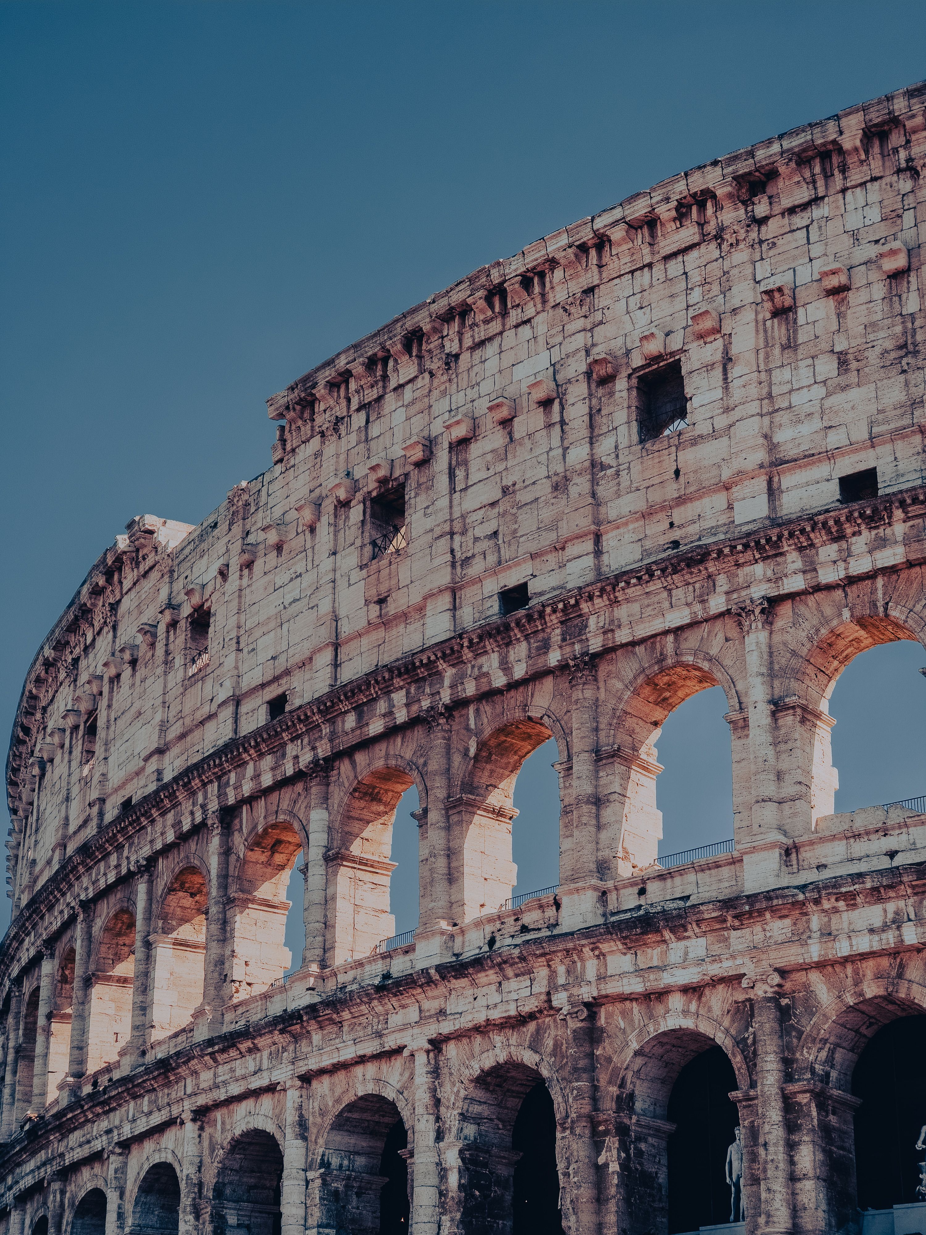 Colosseum in Rome under a Clear Sky · Free Stock Photo