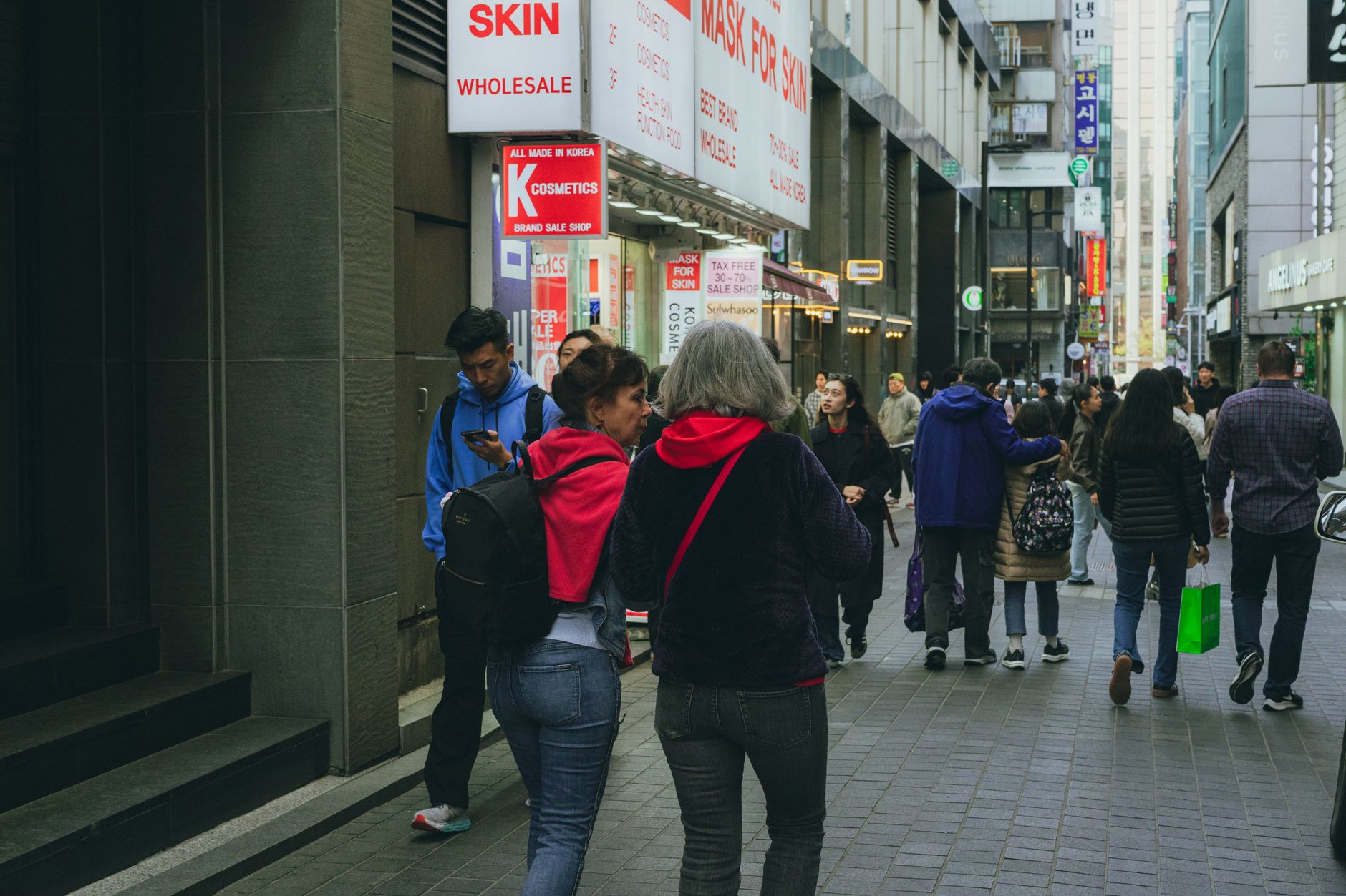 Panduan Lengkap Myeongdong Shopping Seoul: Surga Belanja di Jantung Korea Selatan