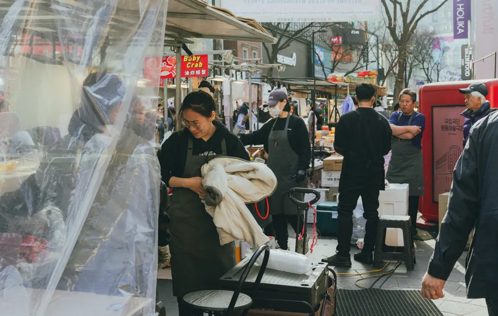 Soju et bières, et street food de Myeongdong.