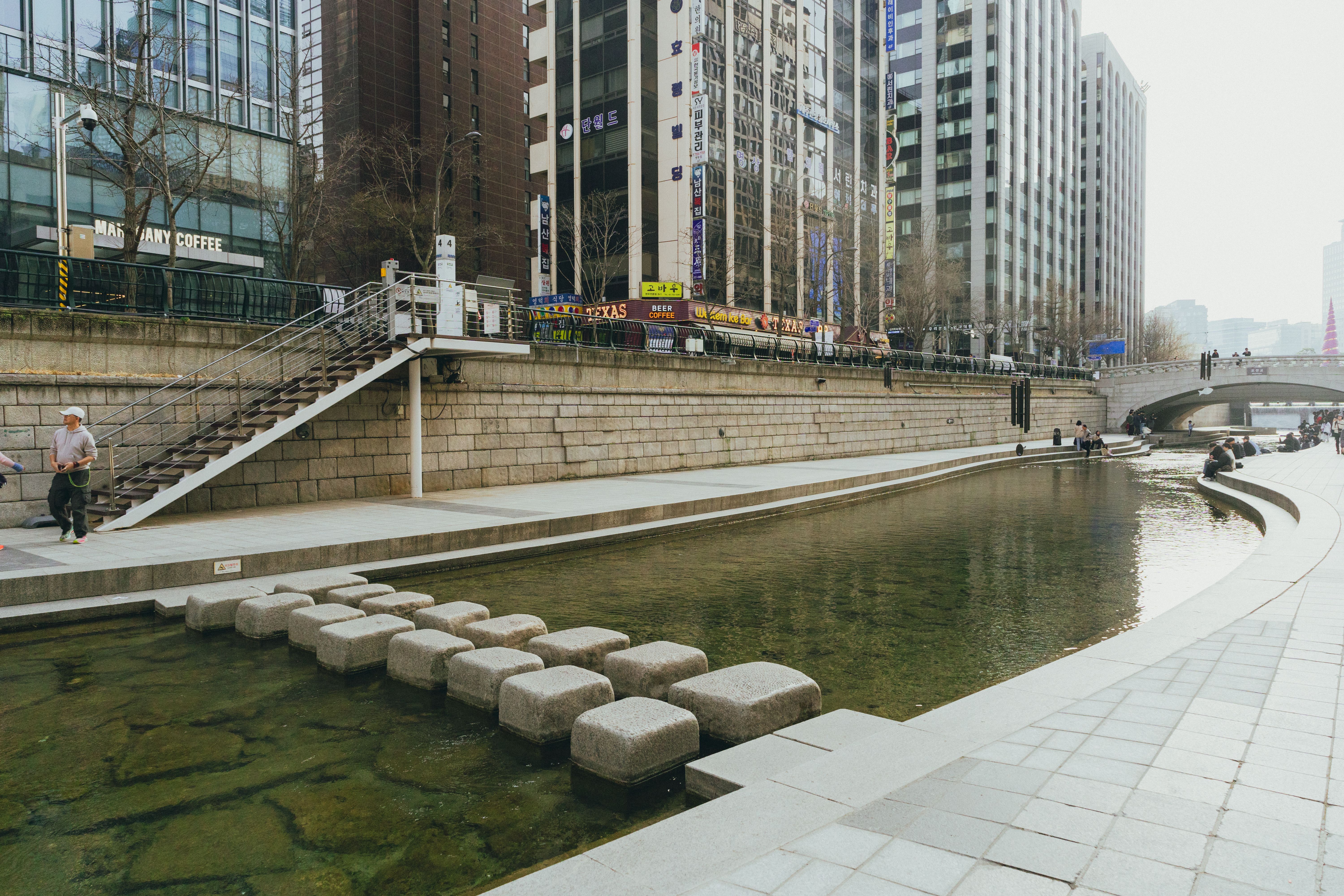 Seoul Cheonggyecheon Stream Urban Landscape