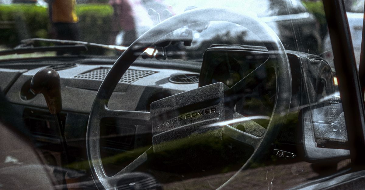Профессиональные студийные фотографии автомобилей