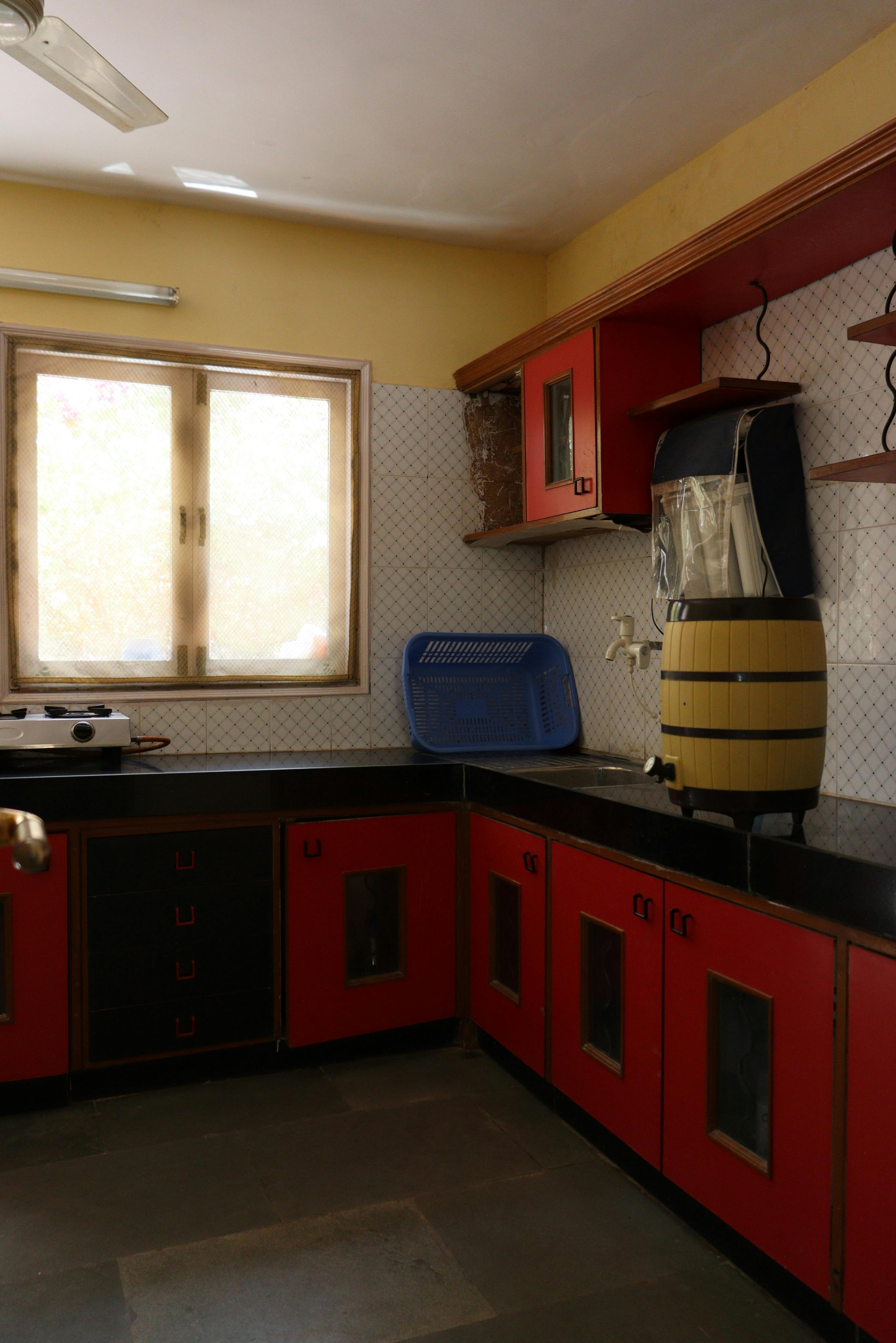 Traditional Indian Kitchen Interior with Bright Colors · Free Stock Photo, image size:2732x4096