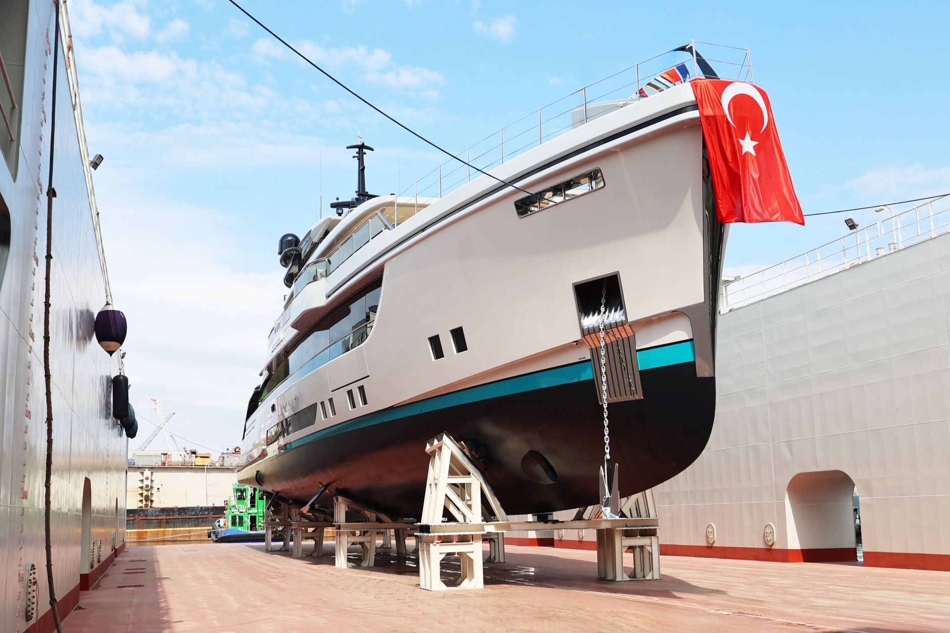 Luxury yacht docked at shipyard in Istanbul, Türkiye showcasing Turkish maritime craftsmanship.