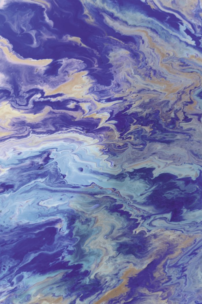 Swirling blue and gold fluid painting, artwork by Landiva Weber on Pexels