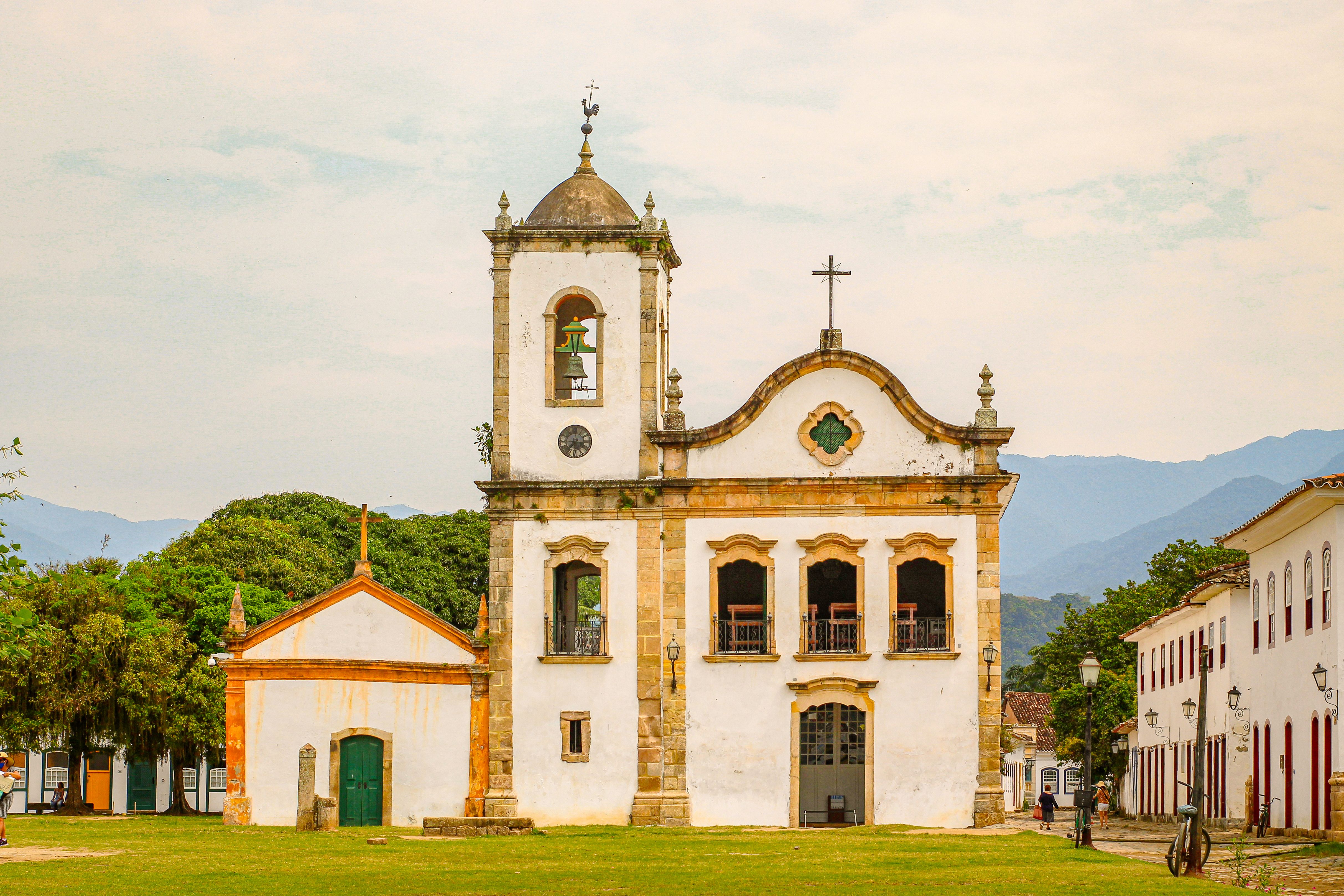 Historic Church in Paraty, Brazil's Scenic Center · Free Stock Photo