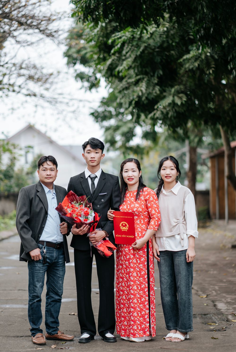 Graduation ceremony highlight photography