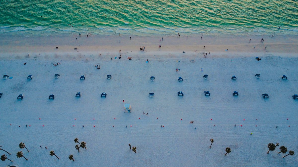 How to Enter Back-To-School Giveaways in St. Petersburg, Florida Without Scams