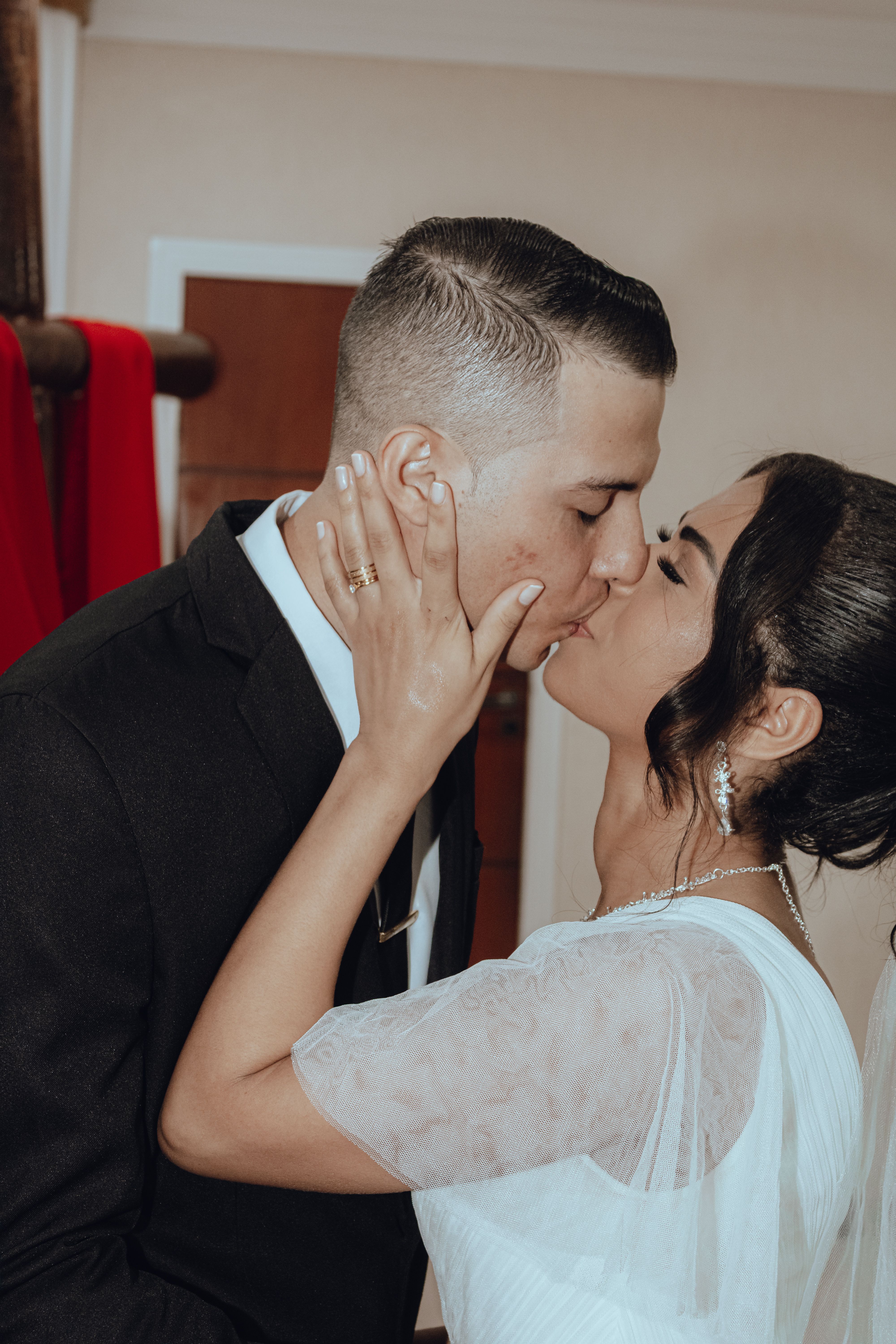 A Man Hugging a Woman From Behind · Free Stock Photo