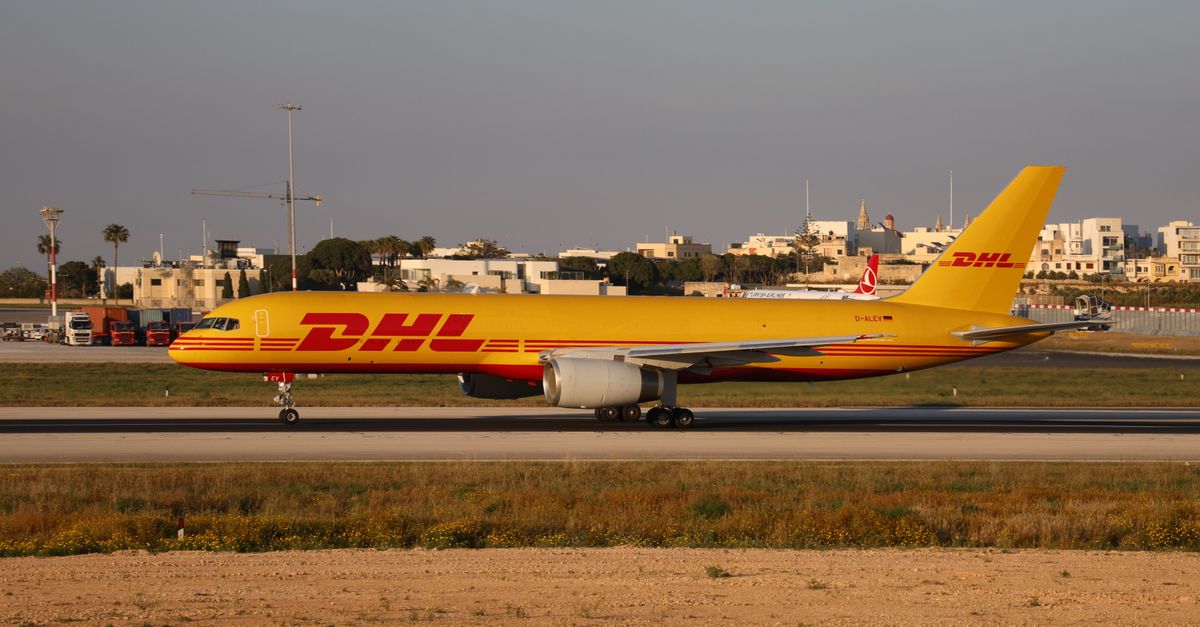 DHL Express Launches AI Customs Solution for UAE International Trade
