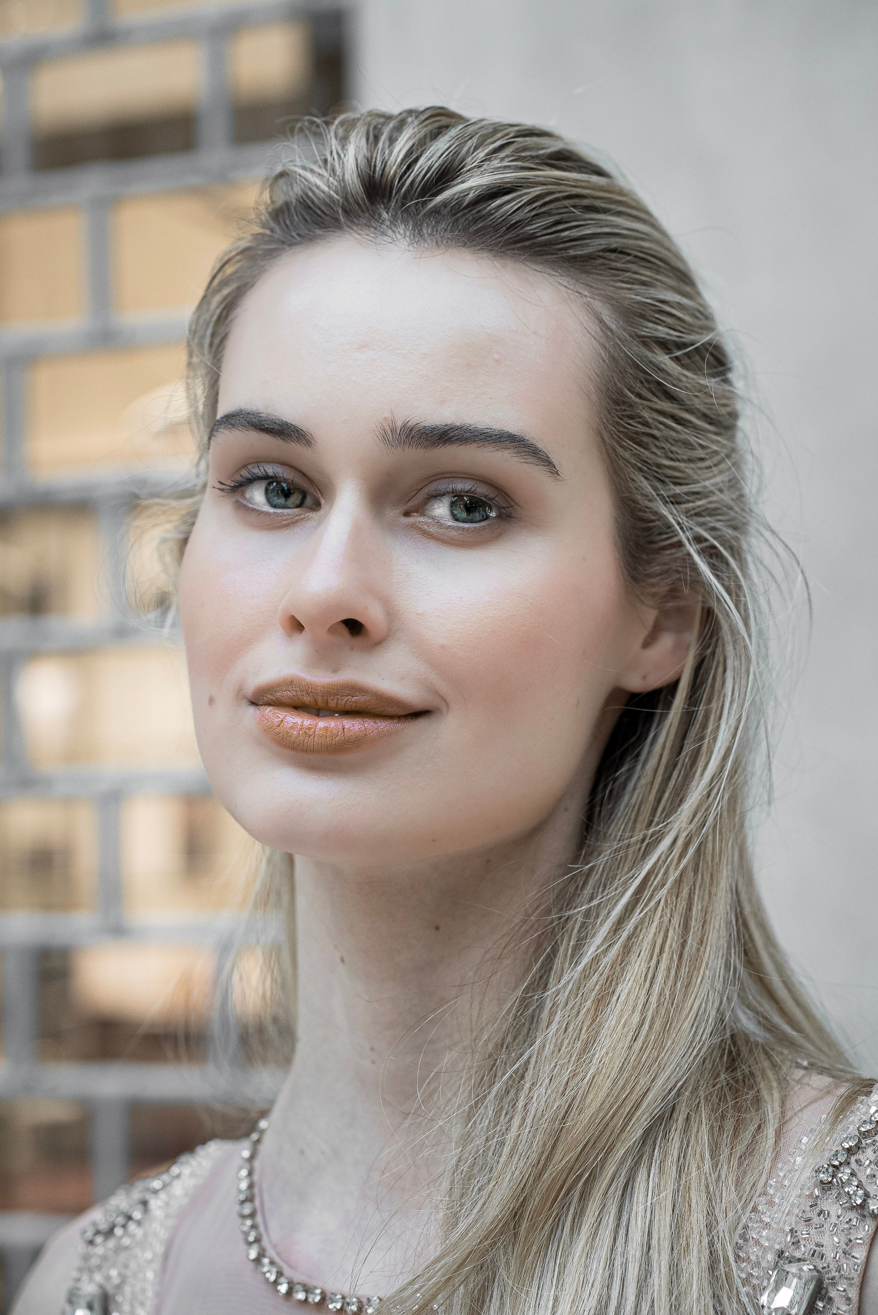 Elena R.