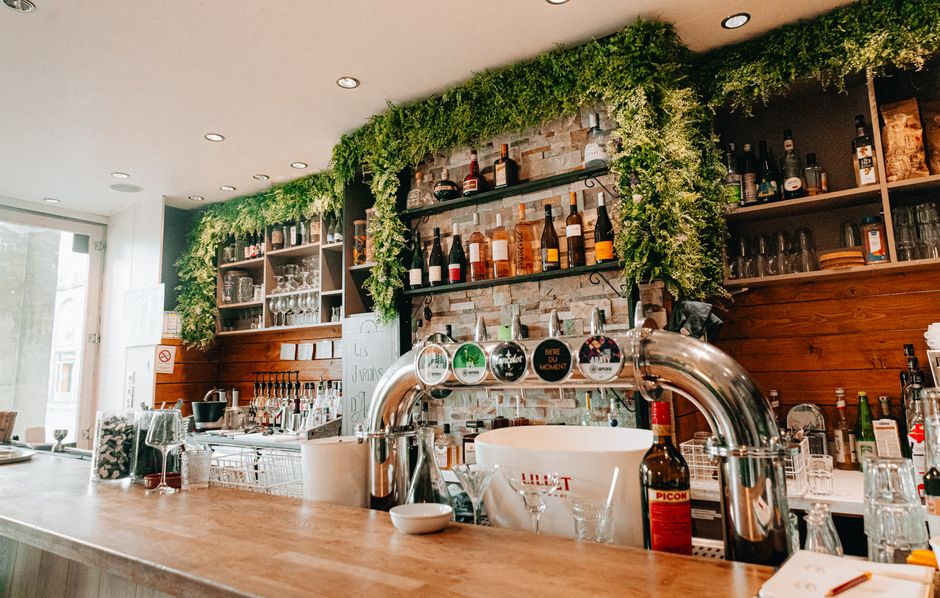 Noteworthy DJs & Photo Booths
