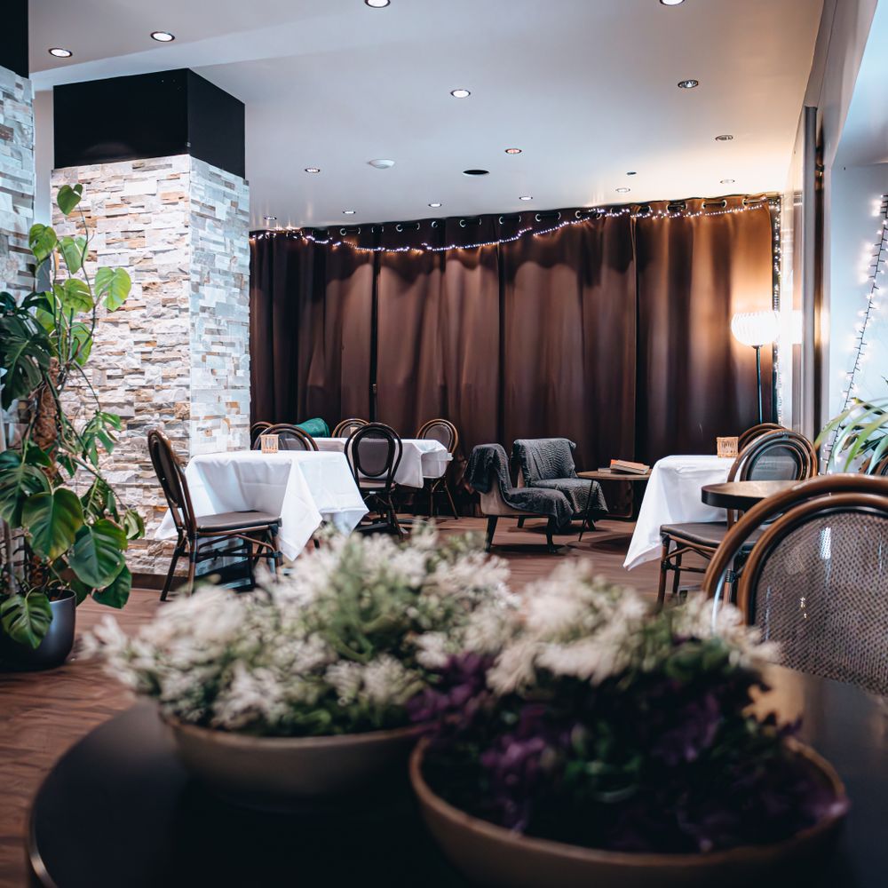 Commercial Decorating in Elmers End — woodwork brushed to a crisp, smooth line