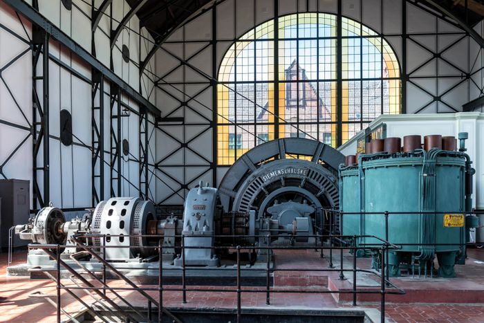 Steam turbines