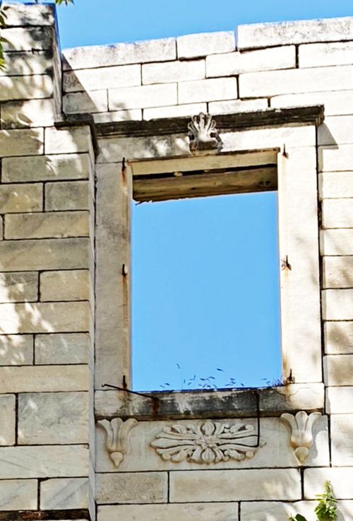 Free ancient window Stock Photo