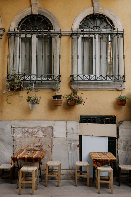 Cozy outdoor café in Istanbul with rustic decor and vintage ambiance.