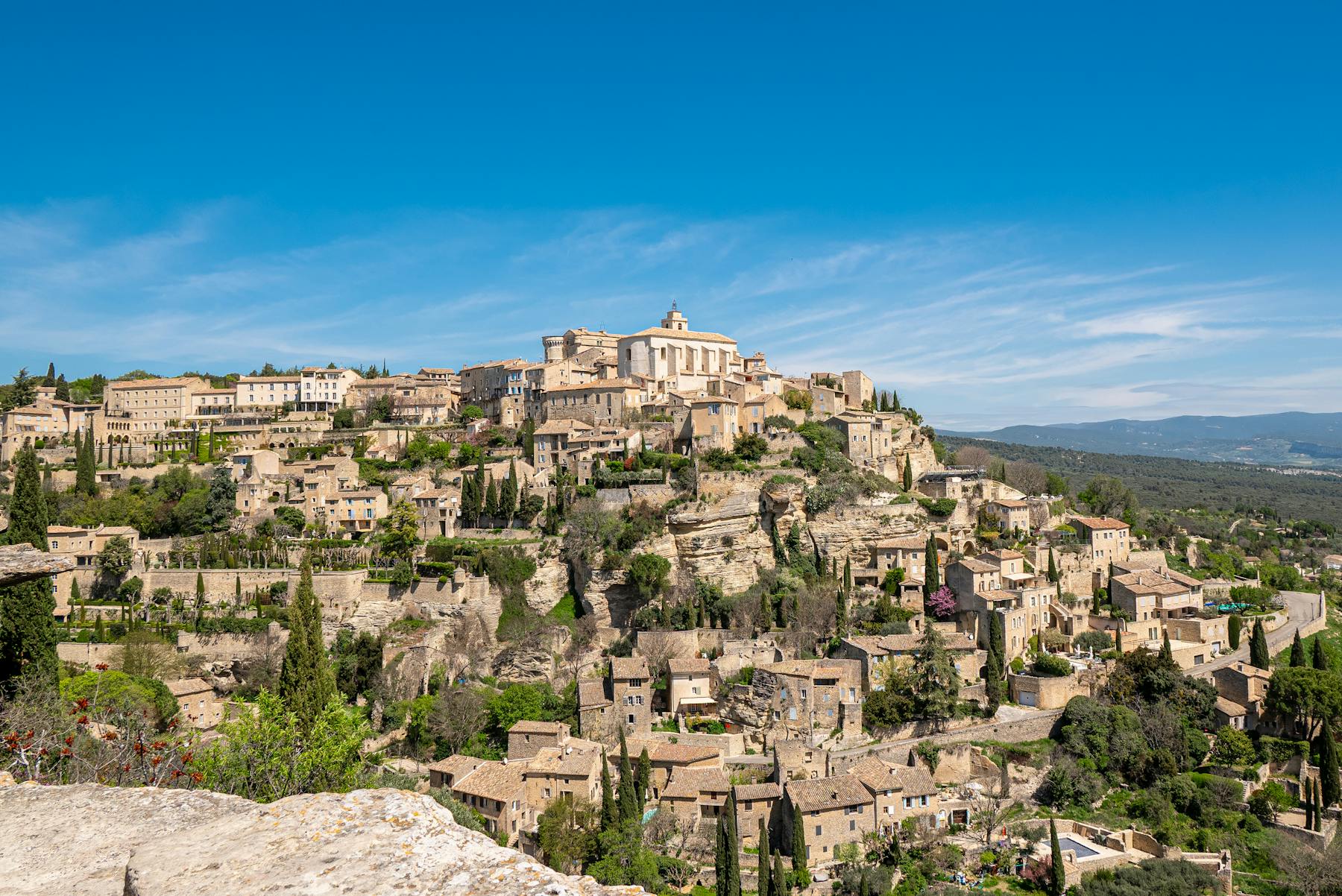 Gordes village perched above the Luberon valley, Provence