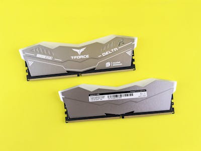 DDR5 Prices Surge 7.4% in a Month, Flash Wafers Skyrocket 25%