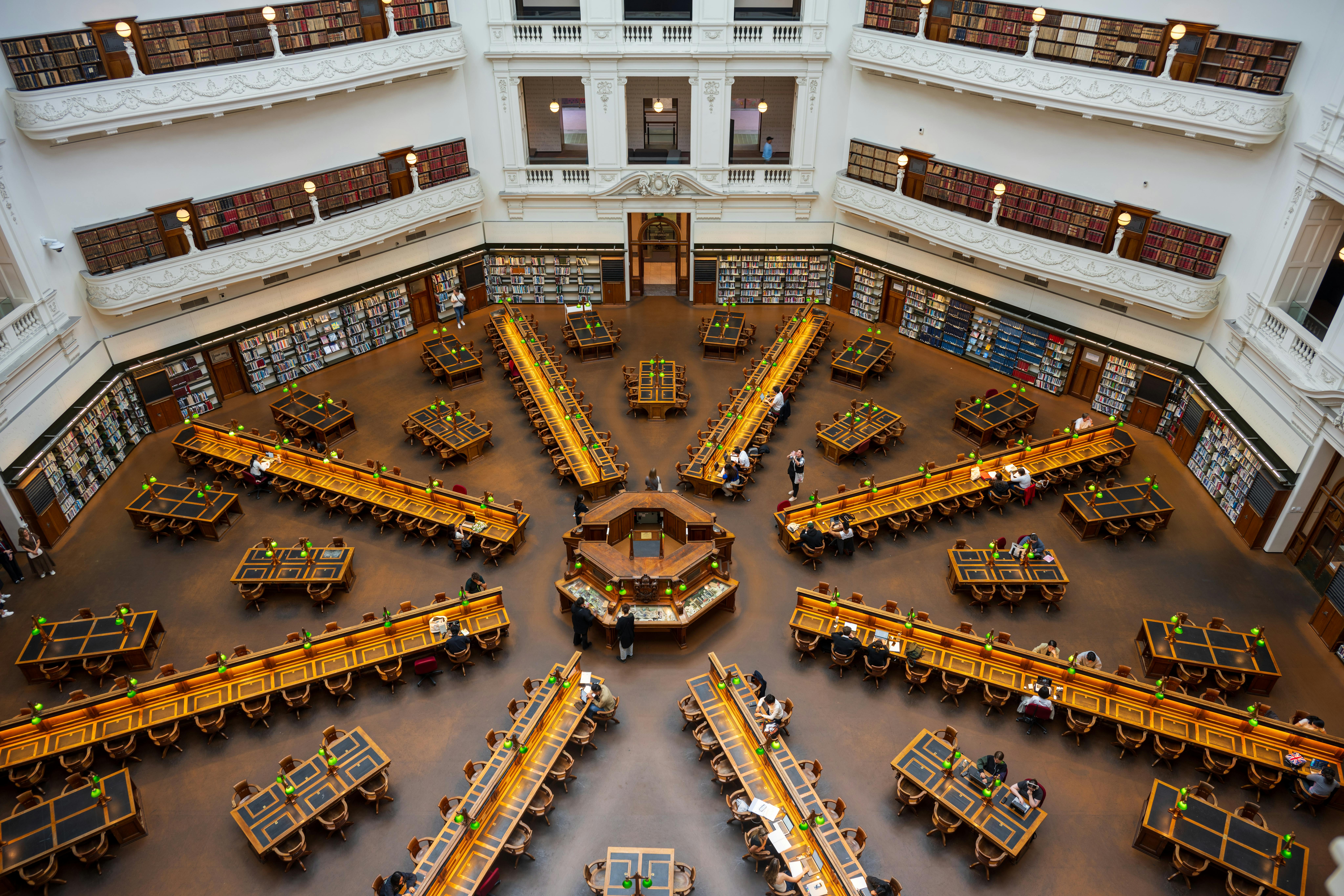 k-12 learning hub — Photo by Guohua Song on Pexels
