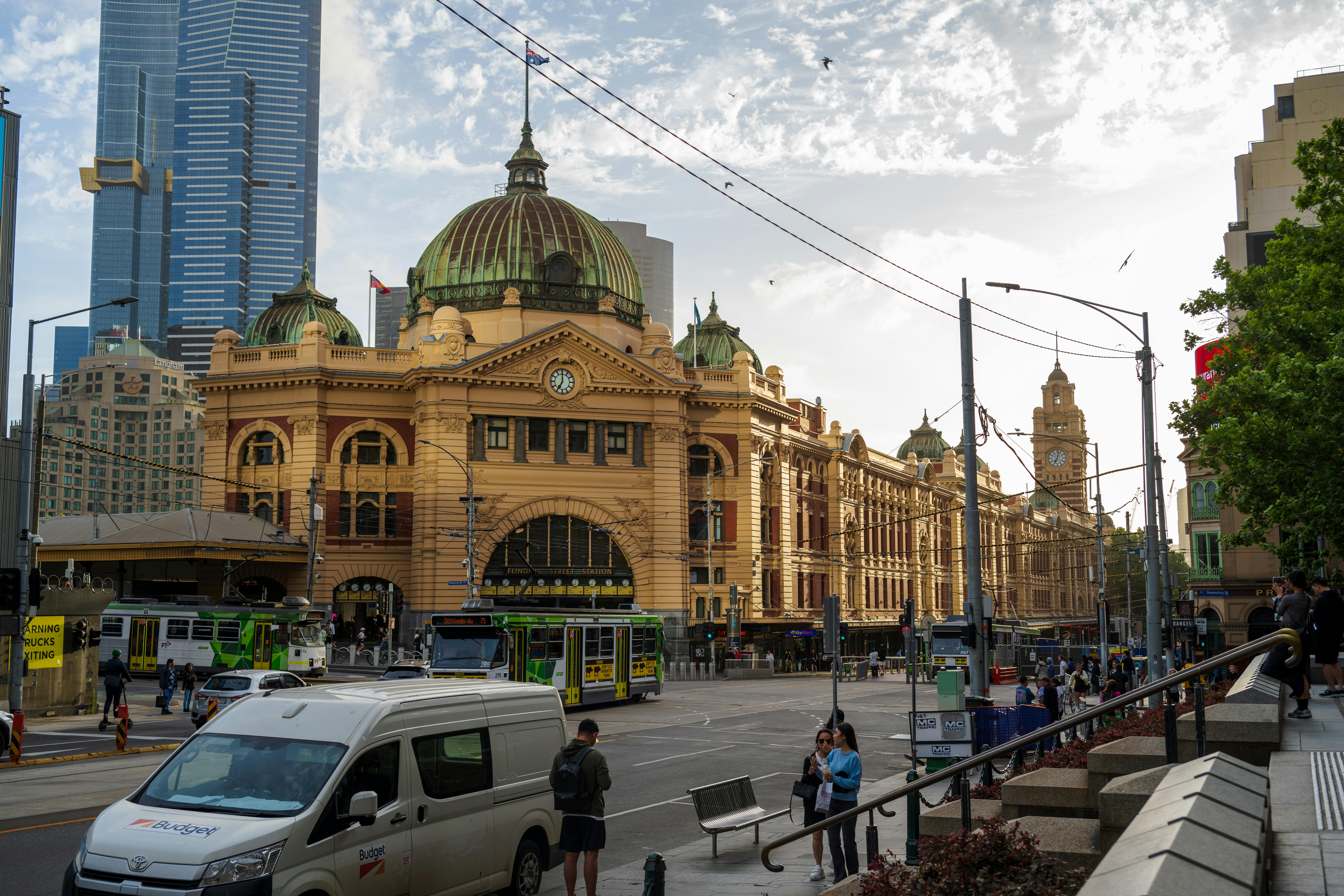 general travel group melbourne — Photo by Guohua Song on Pexels