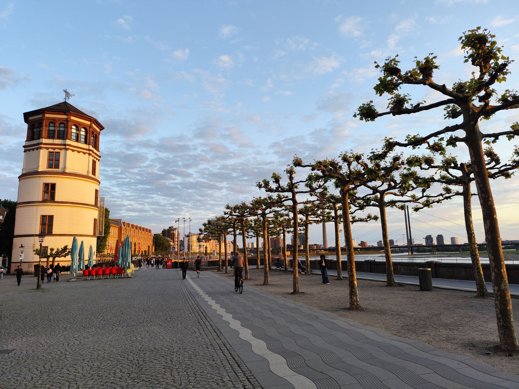 Cologne Rhine promenade walking path south toward Rheinauhafen