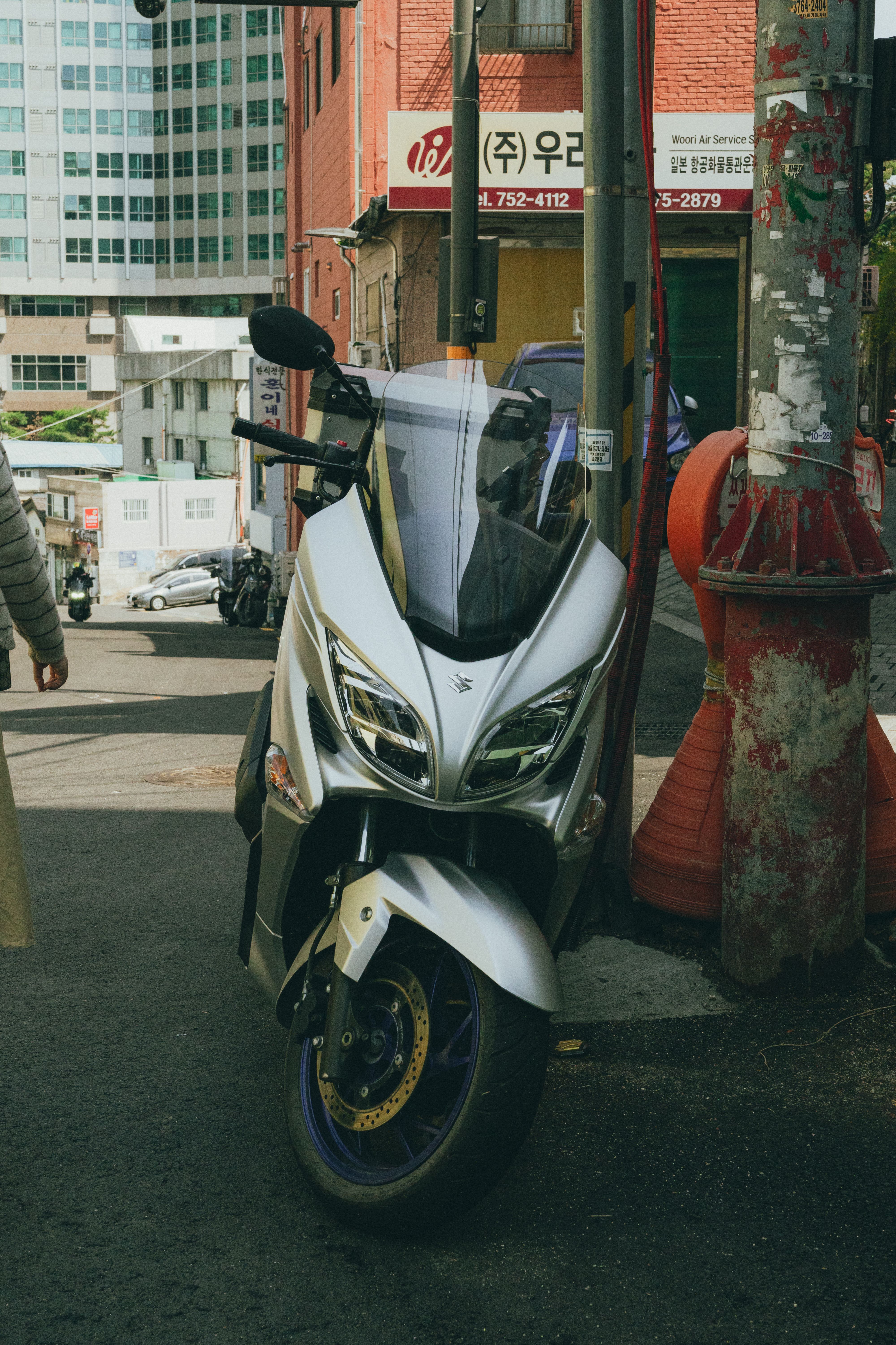 Suzuki motorcycle for sale in Marseille: Legal Guide, Costs, and Market Overview