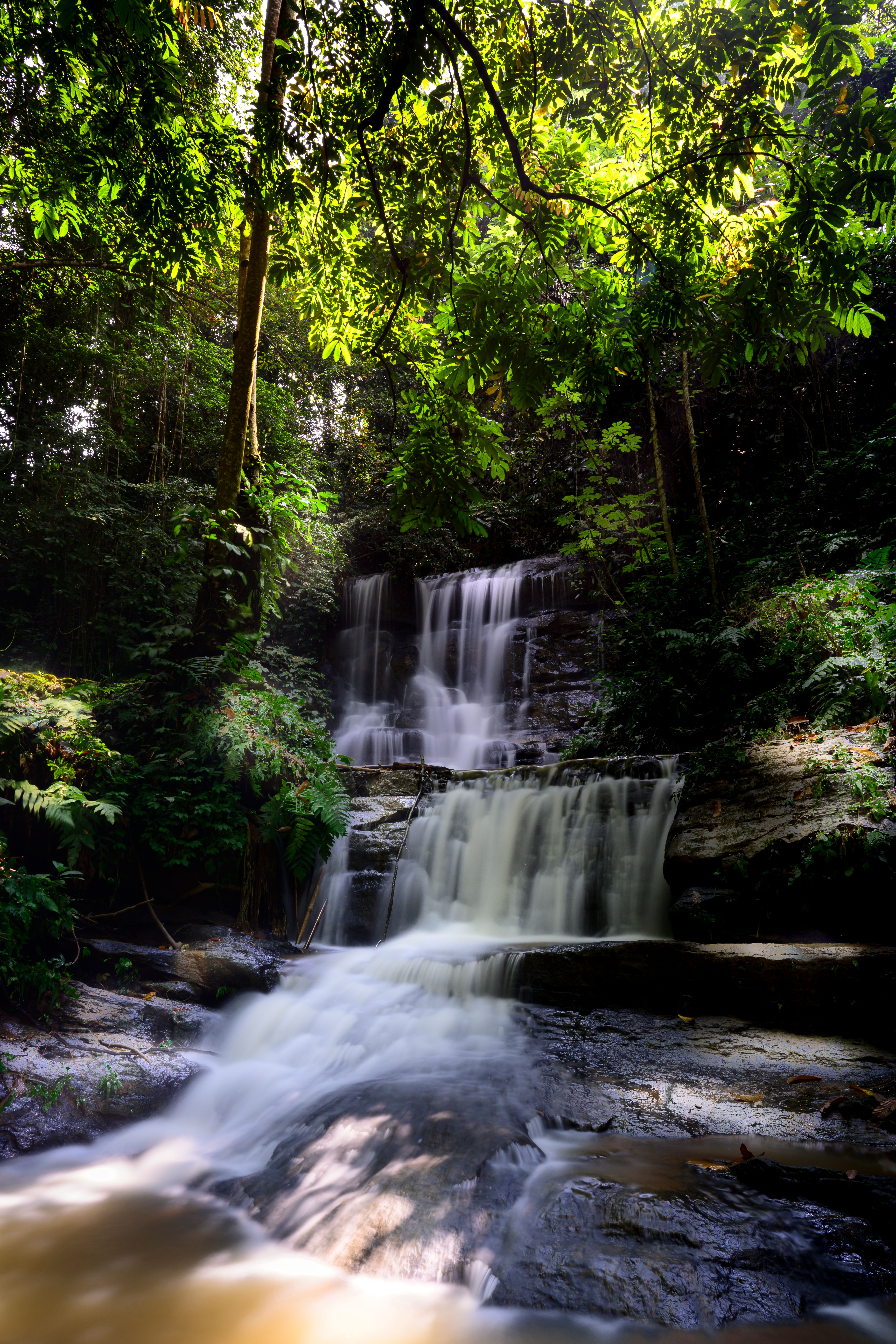 Kesegaran Air Terjun: Curug 7 Bidadari