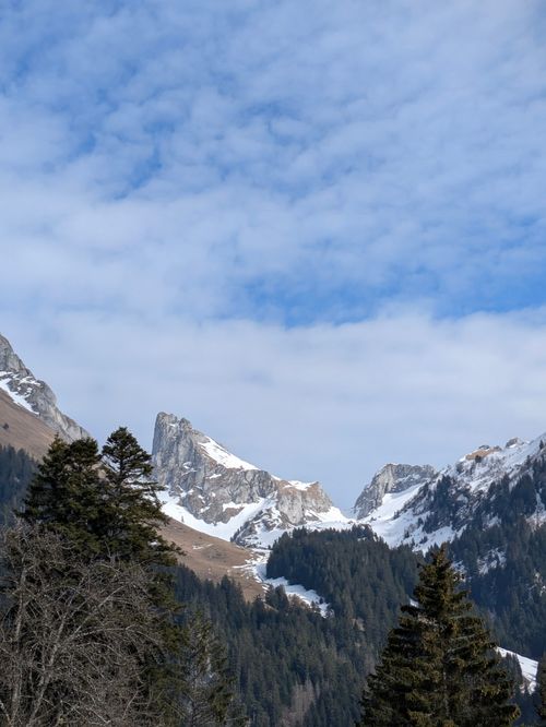 Stunning Alpine Mountain Range in Autumn · Free Stock Photo
