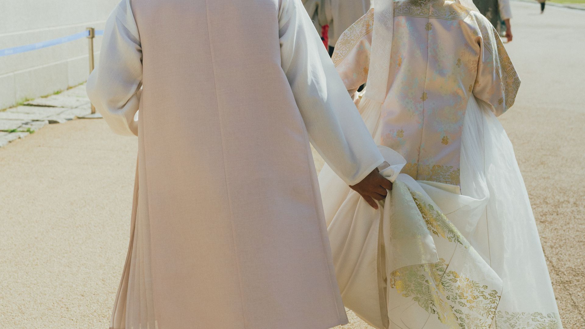 Pakaian tradisional Korea yang menjadi bagian dari pengalaman festival budaya Korea