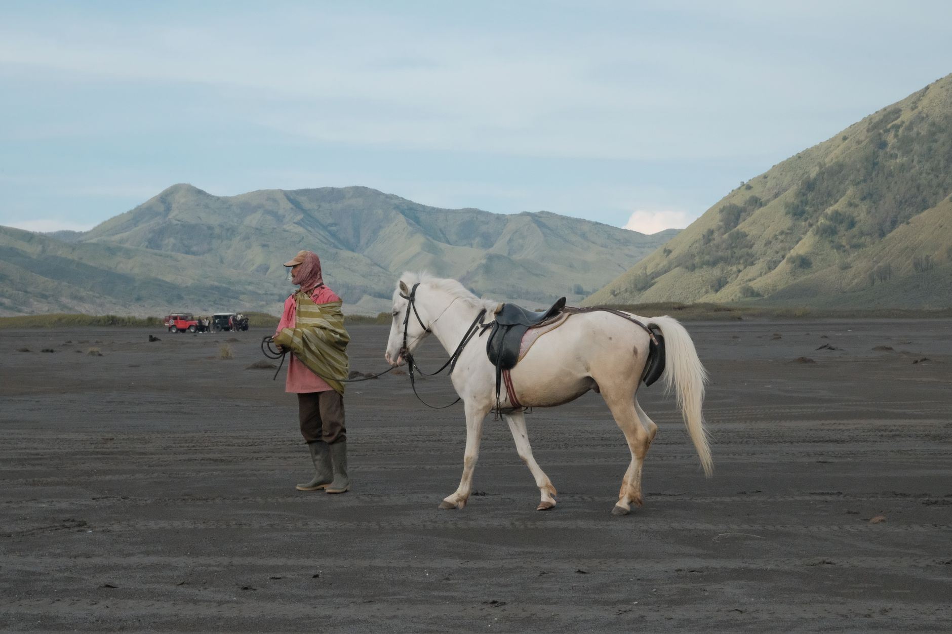 Desa Adat Bromo Tengger: Permata Budaya Tersembunyi di Balik Keagungan Gunung Api