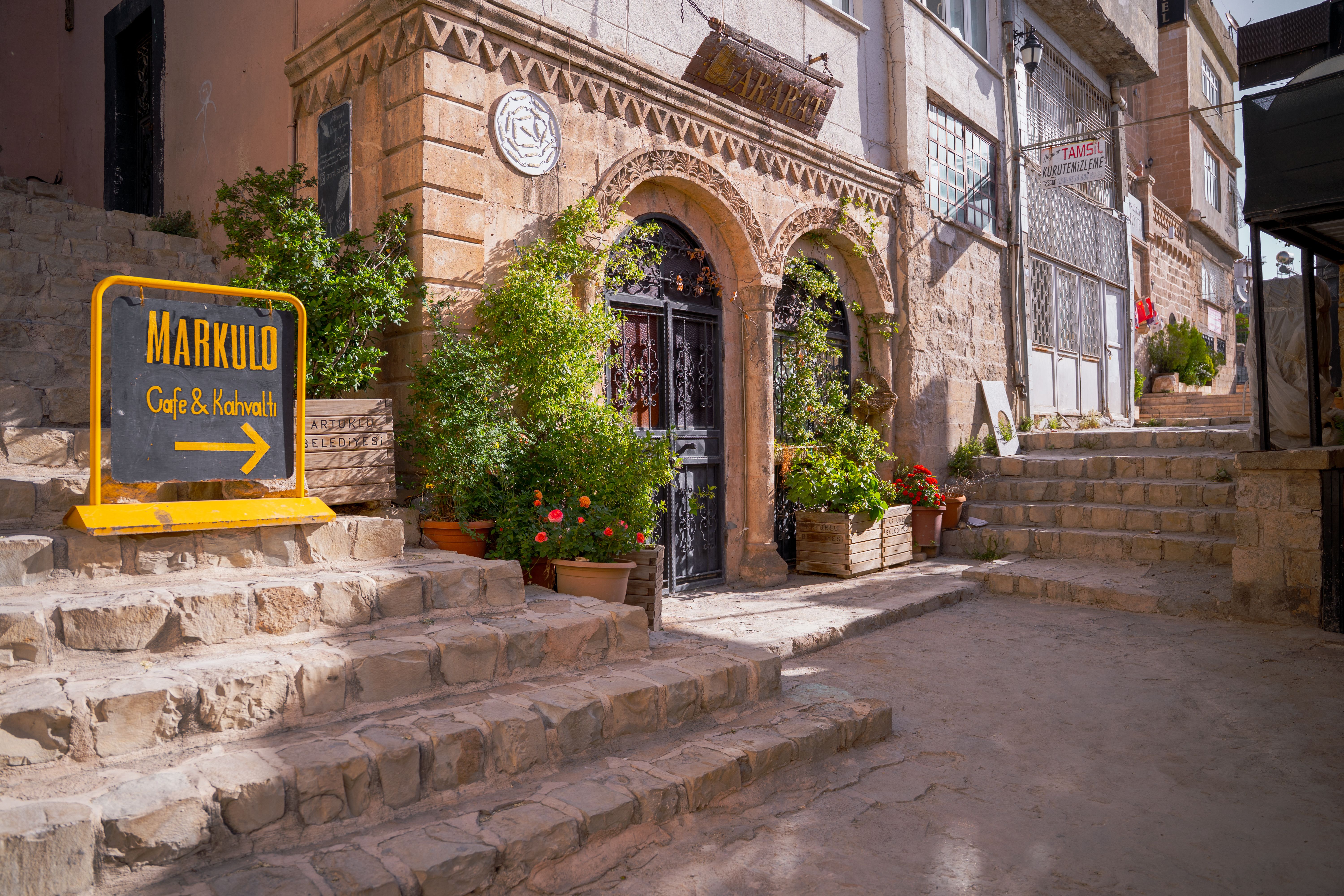Inviting Signage Photos, Download The BEST Free Inviting Signage Stock ...