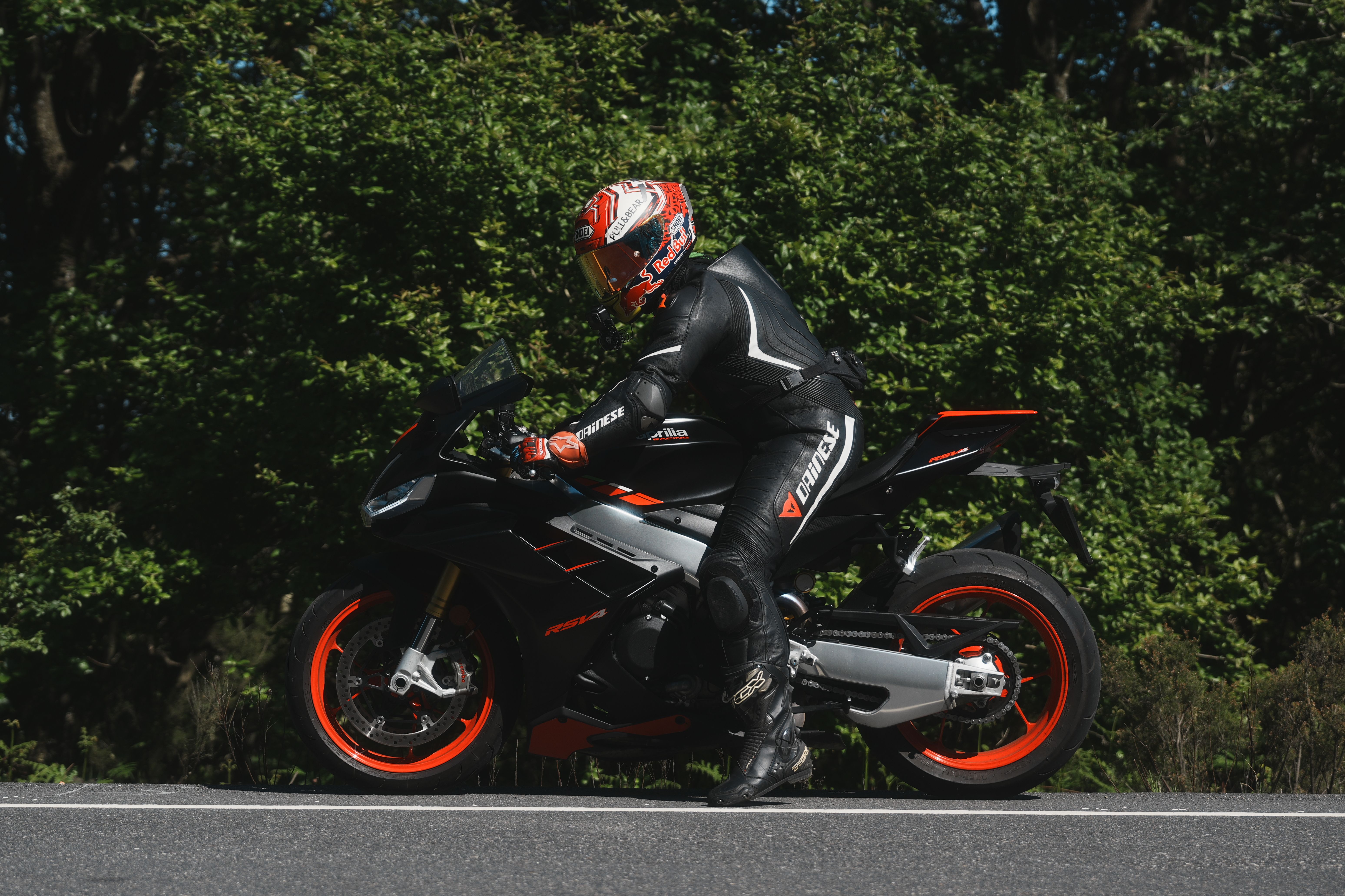 Importance of Motorcycle Gloves: Key Considerations for Riders