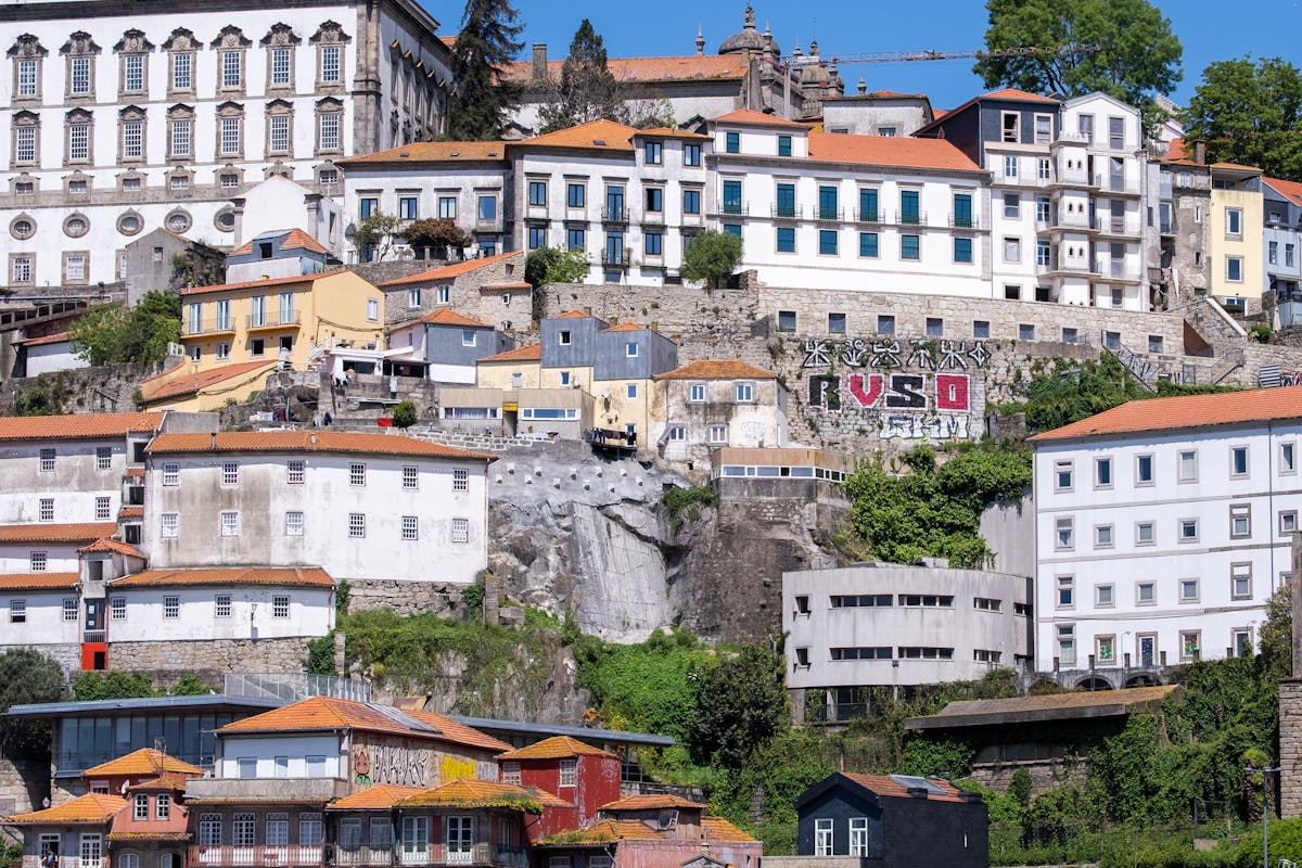 Maisons colorées sur la Ribeira de Porto