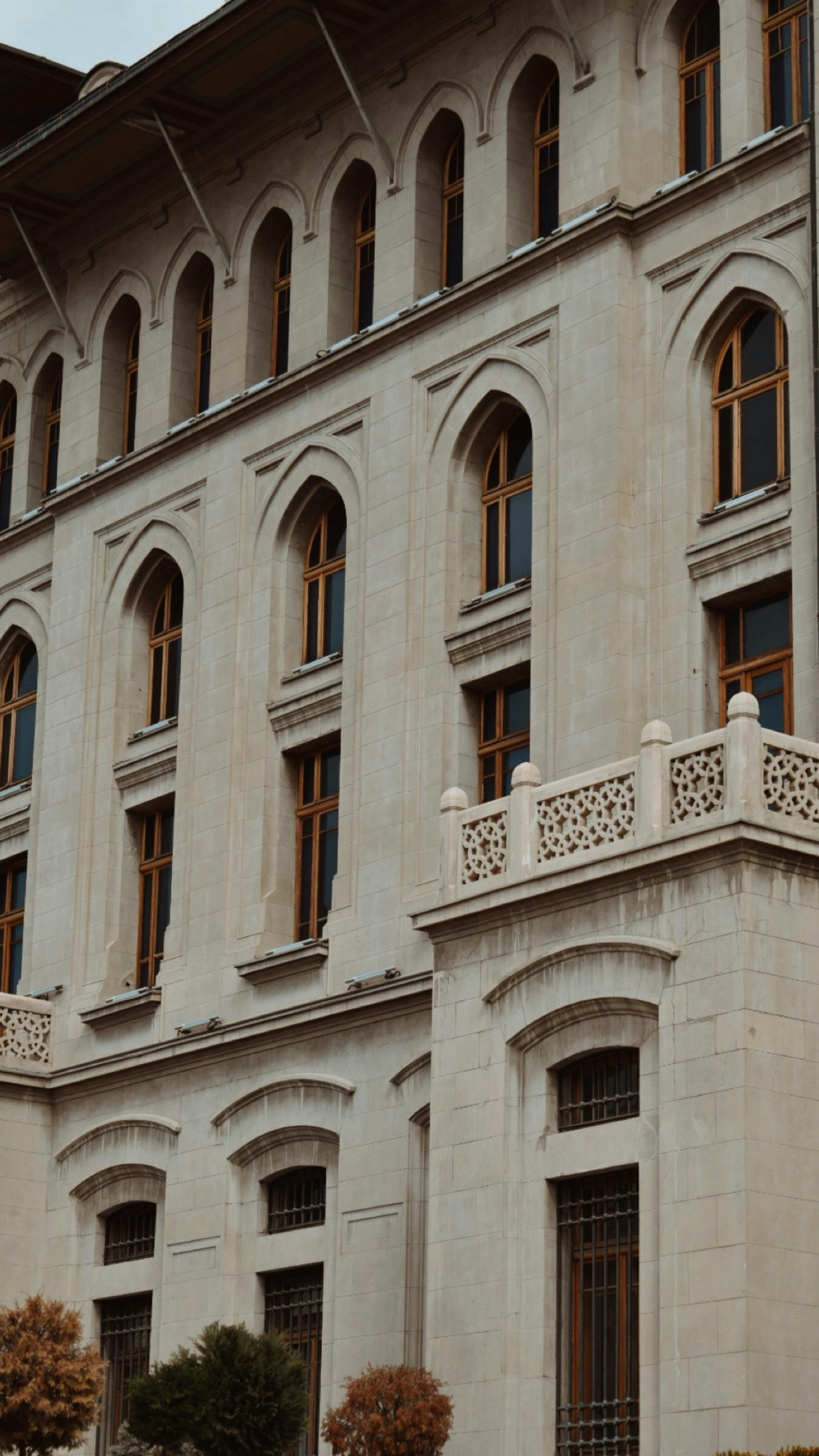 What Makes Myra’s Ancient City Walls Stand Out Among Other Historical Sites?