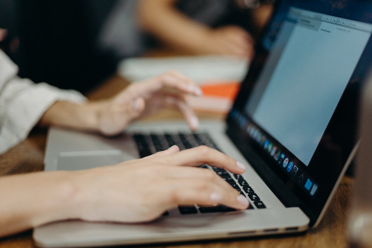 <p><span style="color:rgb(var(--color-primary))">No experience is required for this position. All you need is a computer and internet connection to get started. Begin earning extra money in your spare time by typing ads for BookSOP.</span></p>