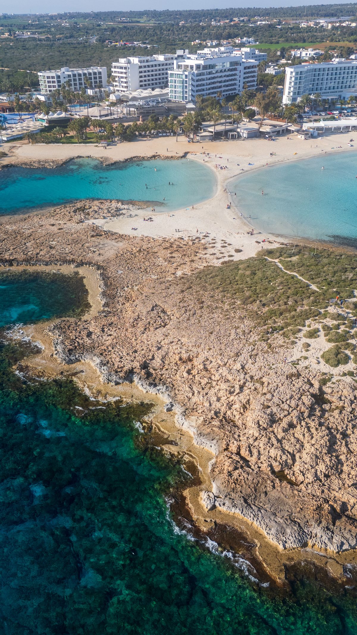 Turkusowe wybrzeże Ayia Napa na Cyprze
