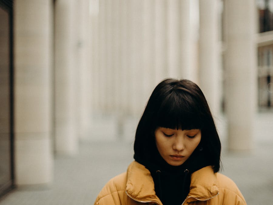 Why dont people post on social media?