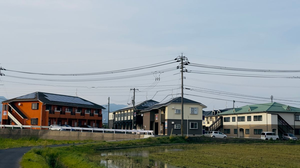 日本の住宅地の家並み