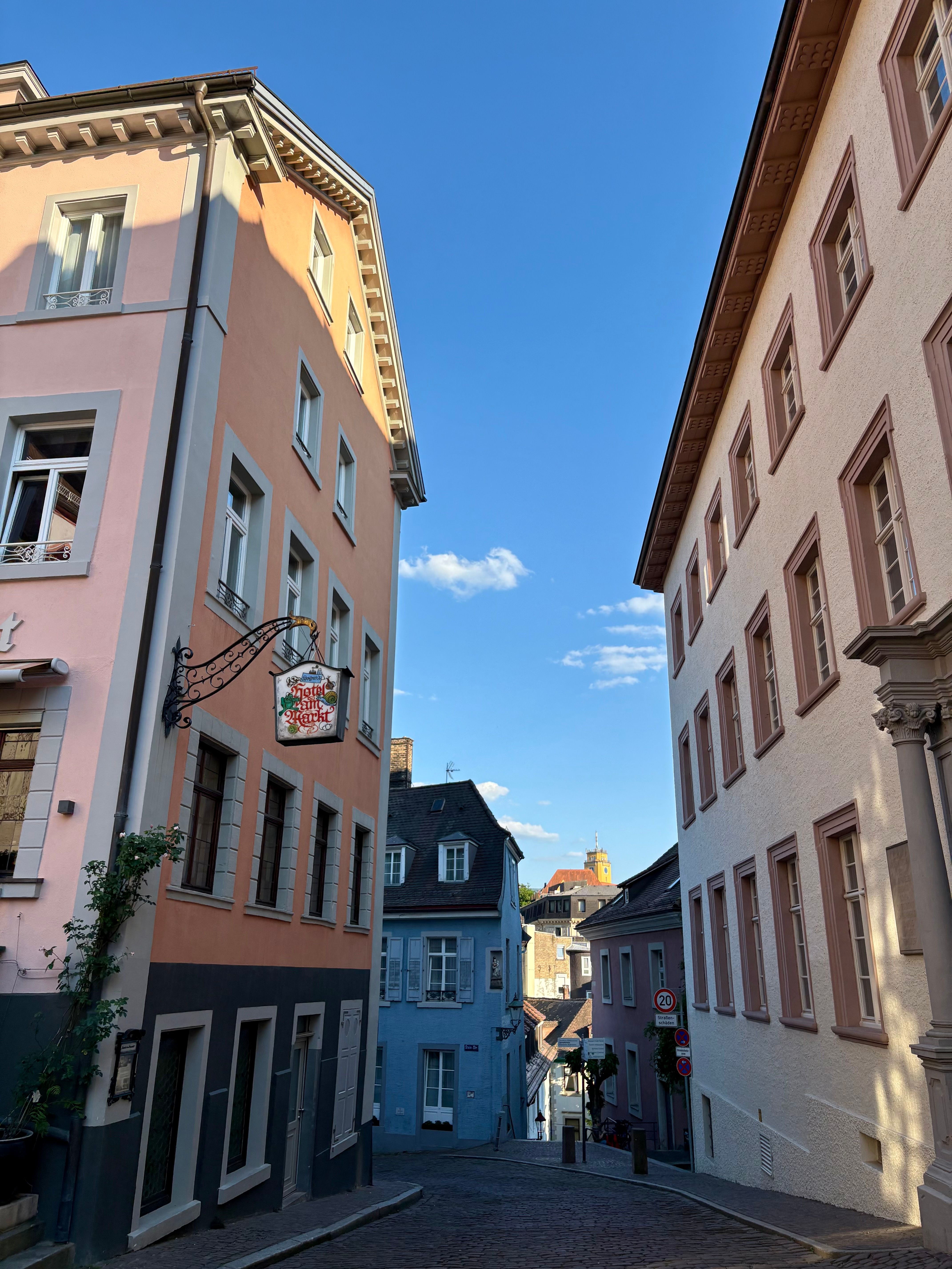 Charming European Street with Colorful Buildings · Free Stock Photo