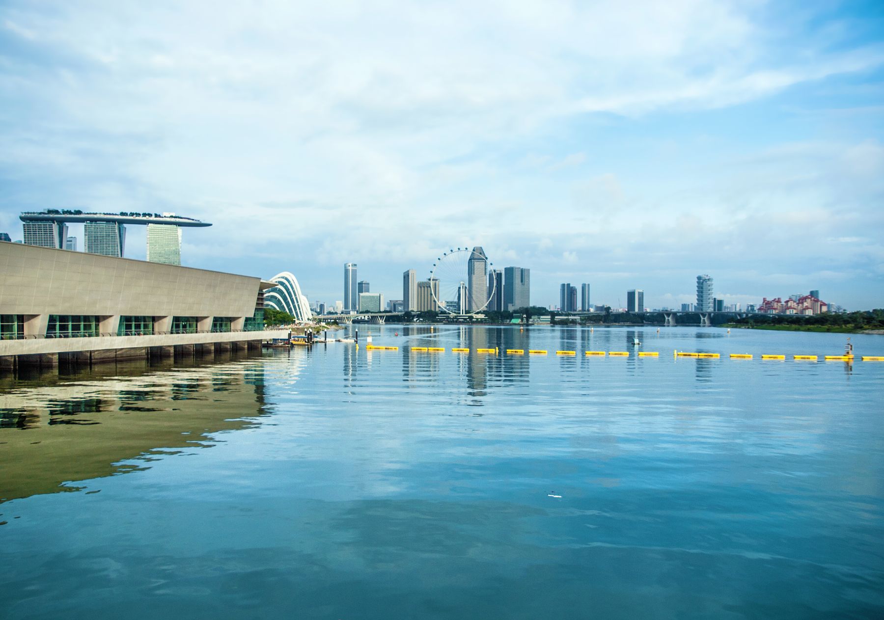 Marina Bay Sands, ArtScience Museum, Singapore Flyer, and waterfront skyline