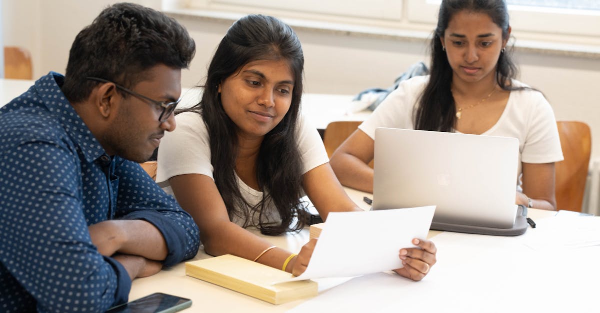 科技進步反讓智商掉?五分之一成年人數學閱讀只剩小學水平!