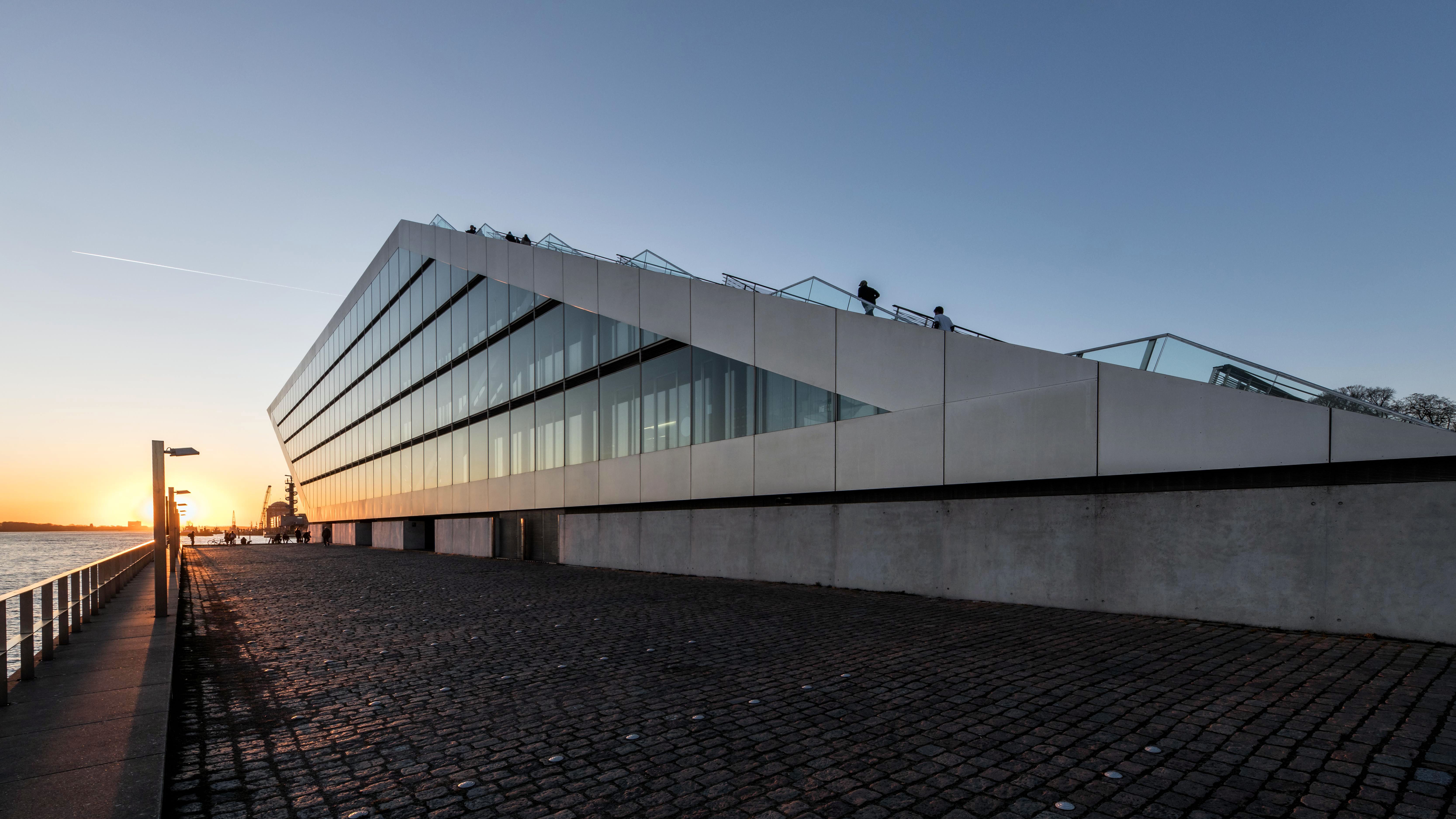 Developer seeks to convert Cork Docklands bar to office space