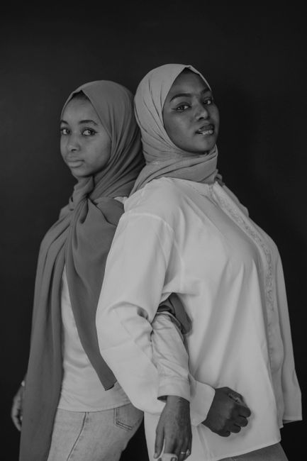 <b>Gaya Hijab Syar'i untuk Acara Formal: Anggun dan Memukau</b> <b>Gaya Hijab Syar'i untuk Acara Formal: Anggun dan Memukau</b>
