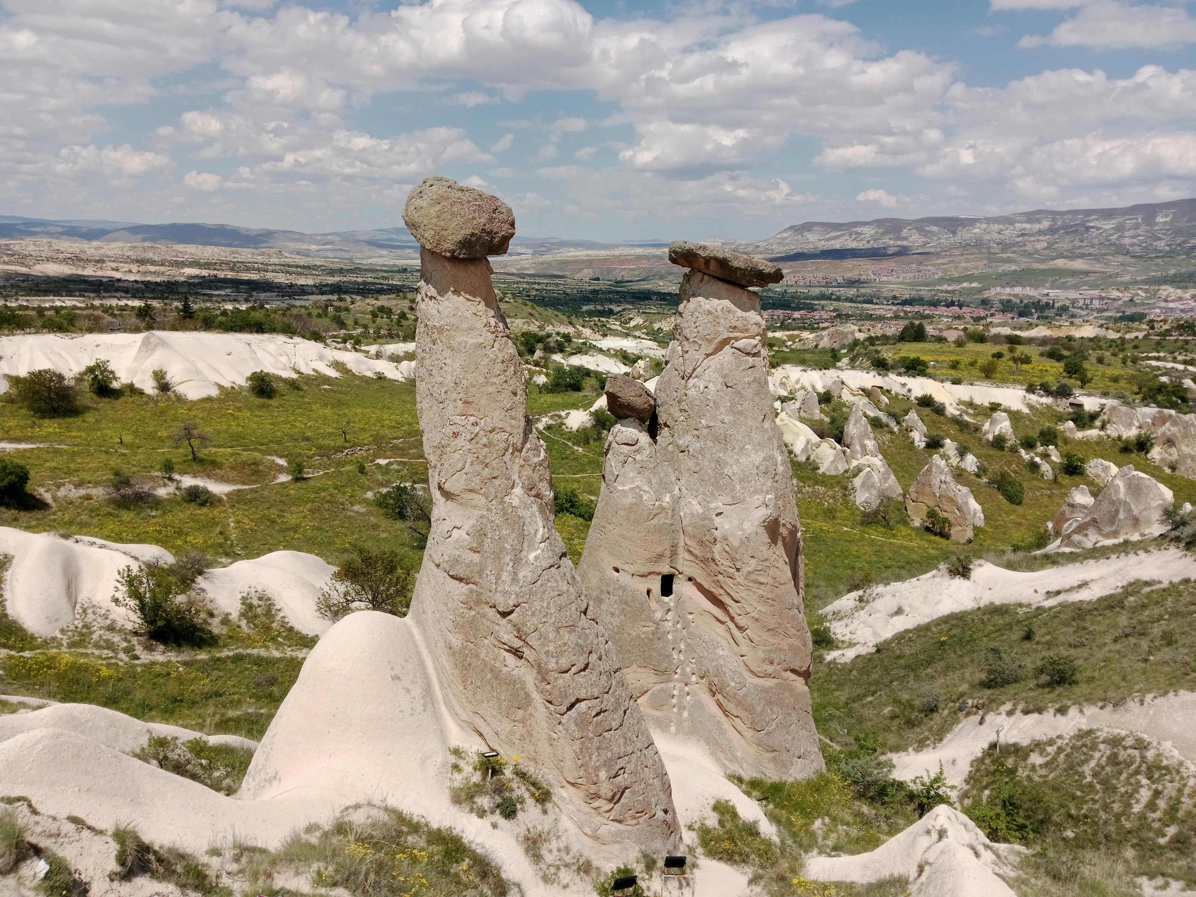 Fantasy RV Tours Featured on Discovery Channel TV Series — Photo by Алексей Антонов on Pexels