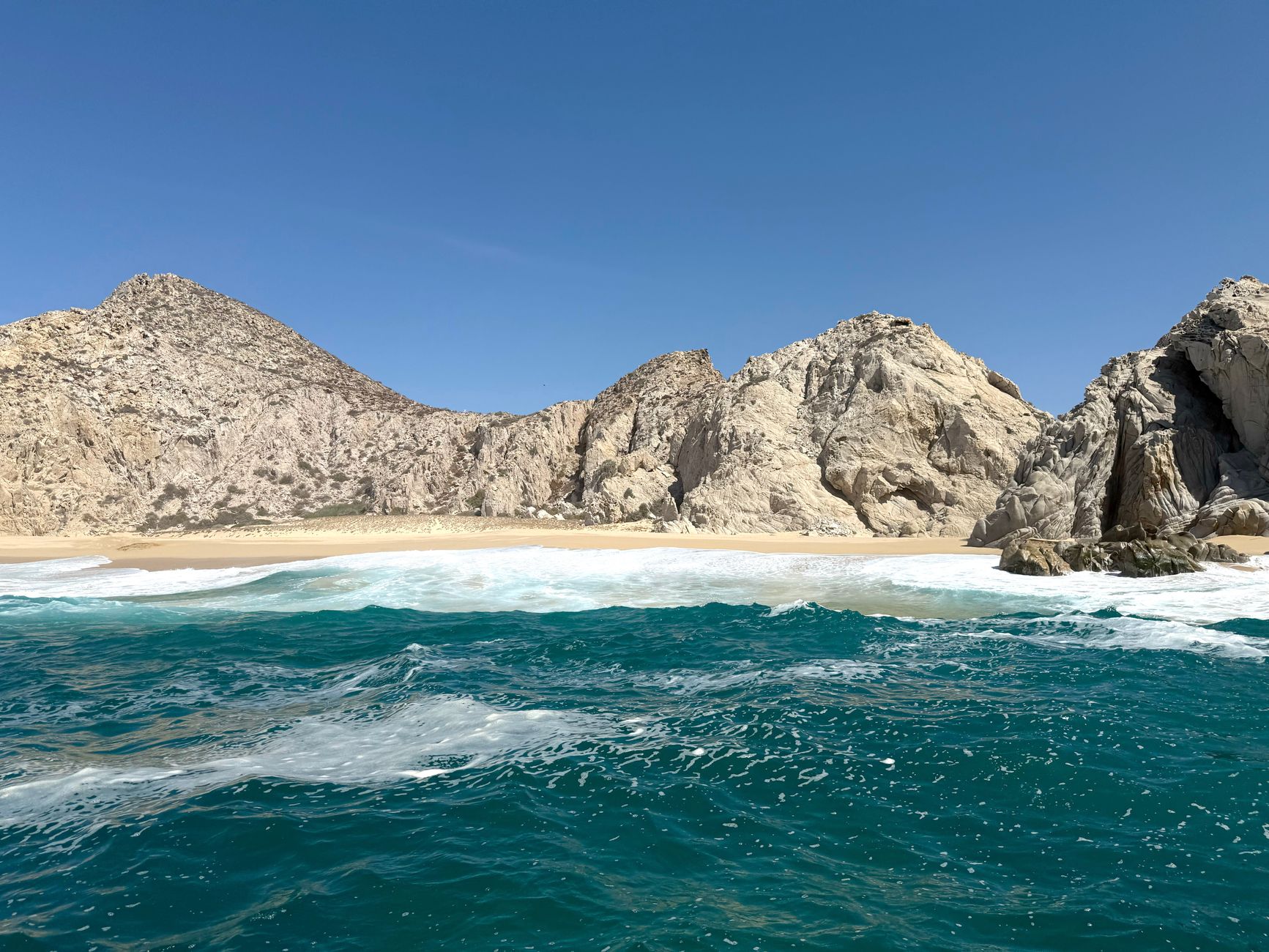 Descubrí los hoteles más tranquilos en playas ocultas de México