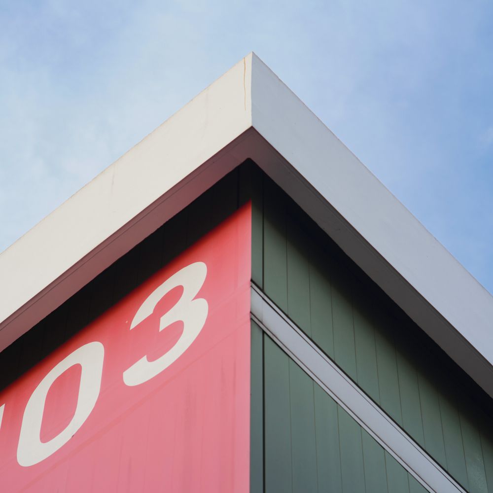 Commercial Decorating in South Woodford — a freshly painted, spotless finish
